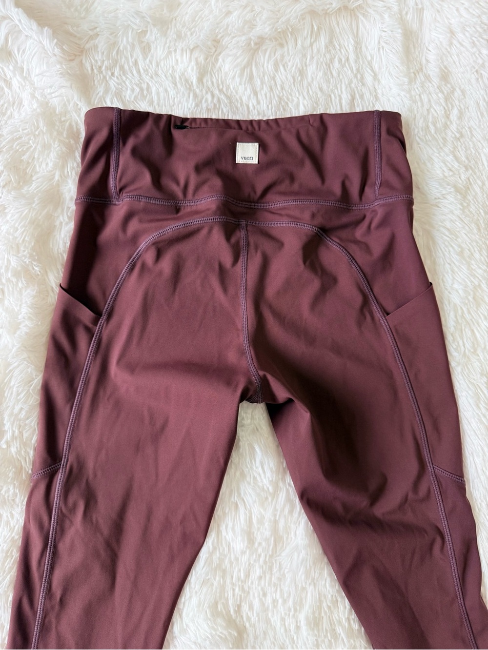 Vuori Leggings — Burgundy